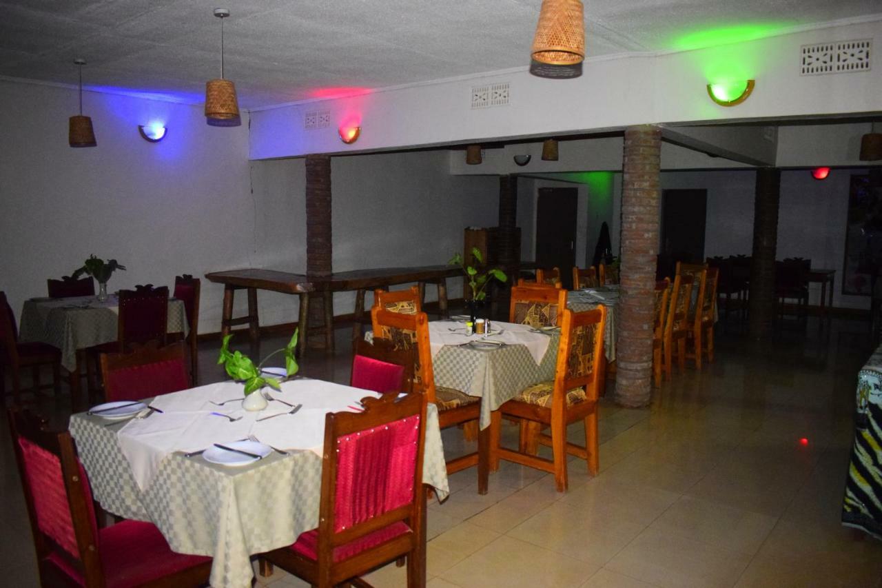 Ngorongoro Lodge Karatu Exterior foto