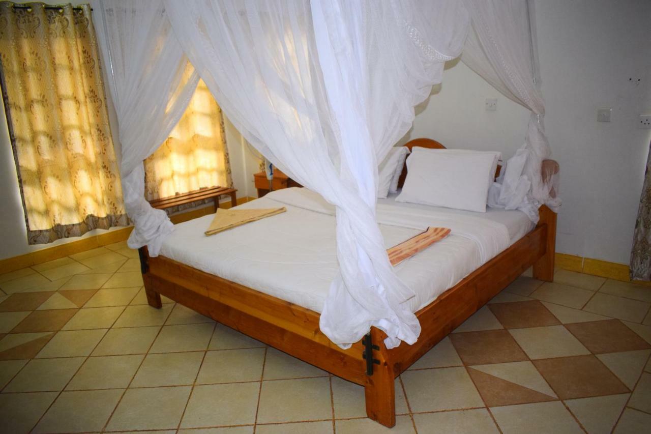 Ngorongoro Lodge Karatu Exterior foto